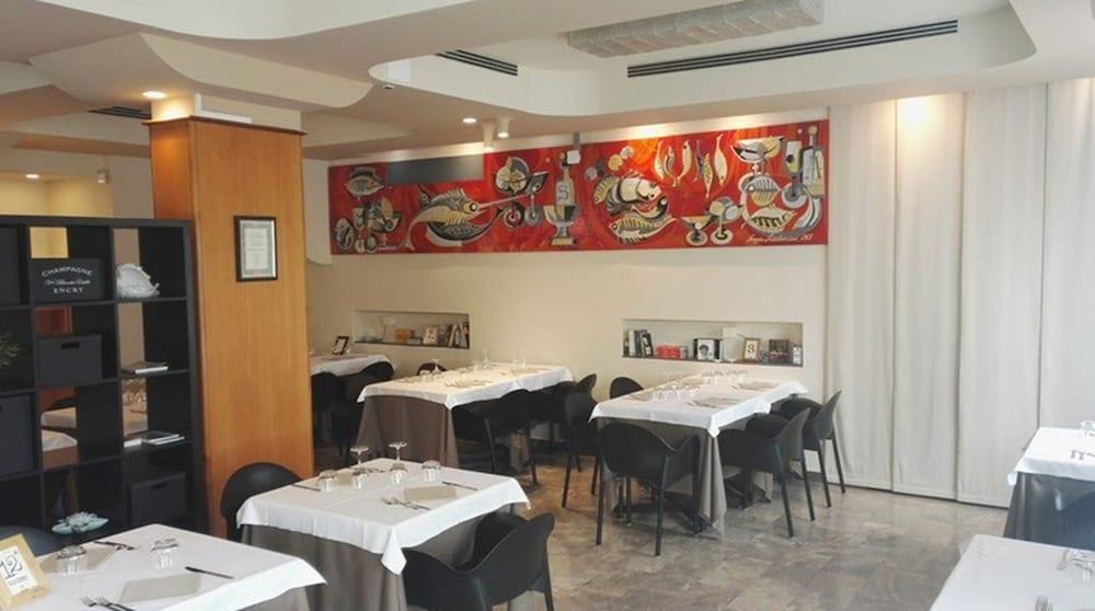 Hotel Ristorante Alcide Poggibonsi Zewnętrze zdjęcie