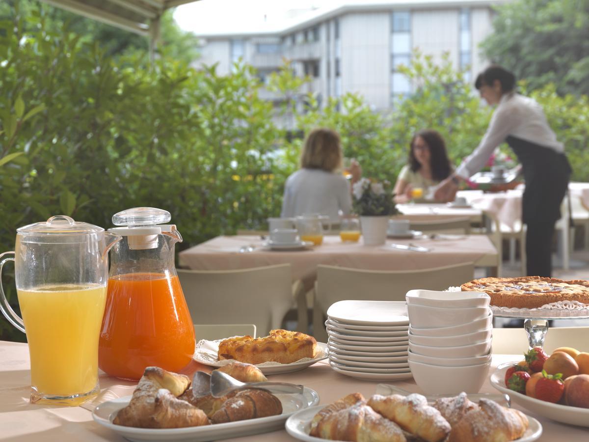 Hotel Ristorante Alcide Poggibonsi Zewnętrze zdjęcie
